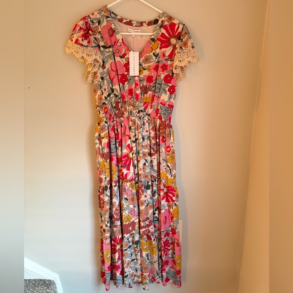 NWT baltic born Aliyah Midi Dress size small smocked flutter sleeve floral - Picture 2 of 10